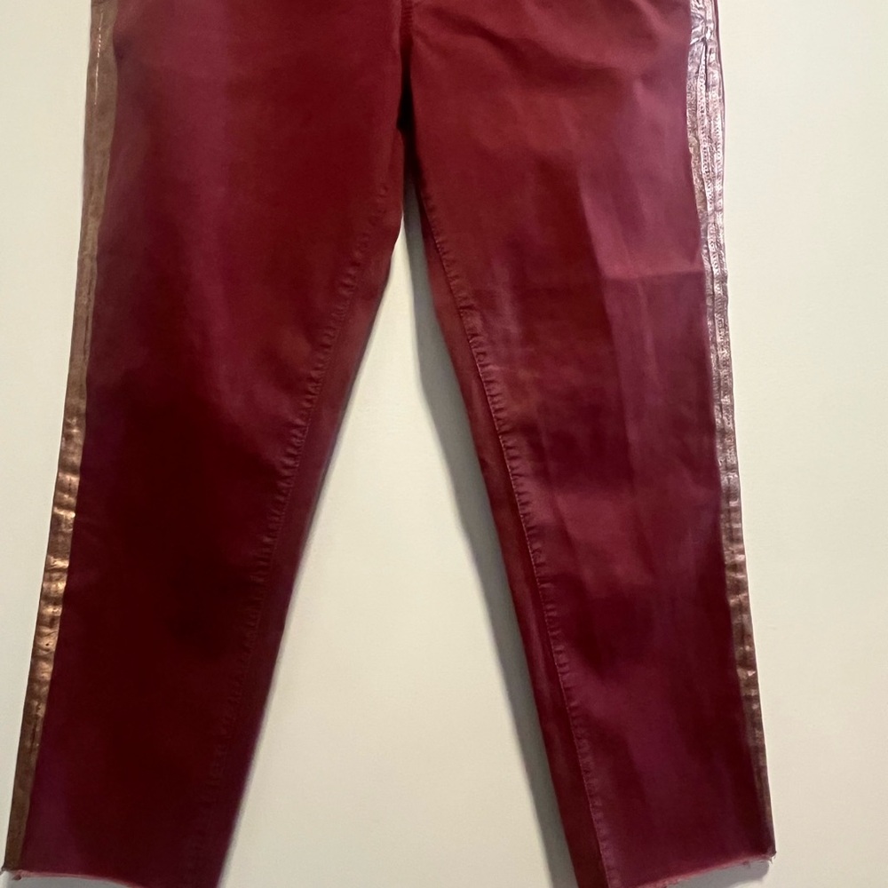 MOTHER The Shaker Metallic-Stripe Cropped Frayed Merlot Sporty Luxe Style Pants - Picture 7 of 16